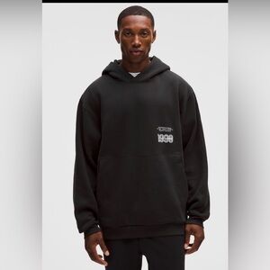 Lululemon men’s steady state hoodie retro graphic black medium NWT